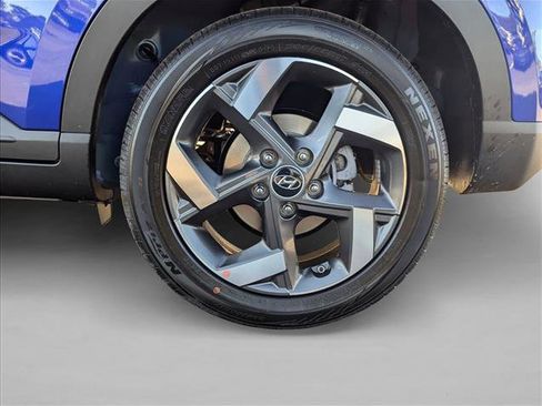 New 2026 Hyundai Venue SEL image 9