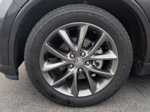 Used 2017 Dodge Durango GT image 4