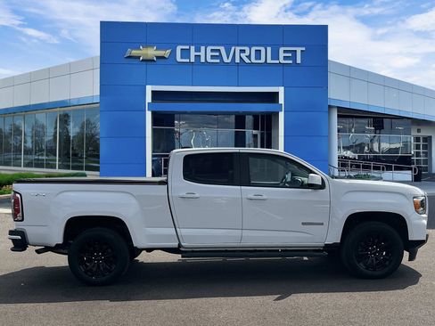 Certified 2022 GMC Canyon Elevation w/ Elevation Premium Package AWD/4WD image 5