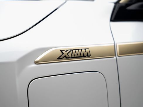 Used 2023 BMW XM AWD/4WD image 24