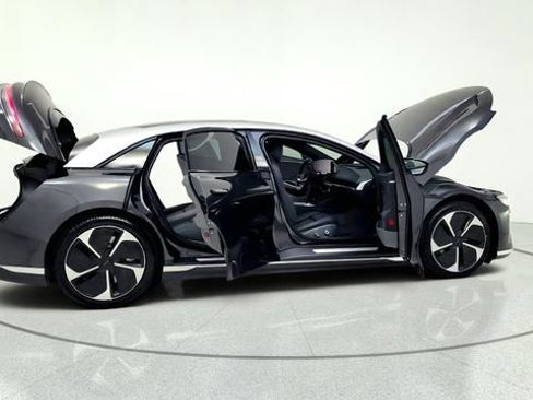 Used 2023 Lucid Air Grand Touring AWD/4WD image 19