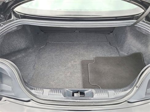 Used 2024 Ford Mustang EcoBoost image 9