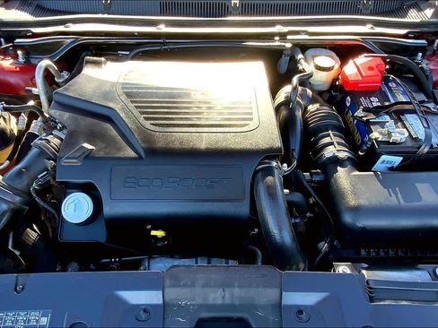 Used 2014 Lincoln MKS AWD w/ Equipment Group 201A image 31