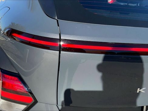 New 2026 Hyundai Kona SE image 14