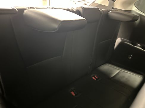 Used 2022 Toyota Highlander Platinum AWD/4WD image 32