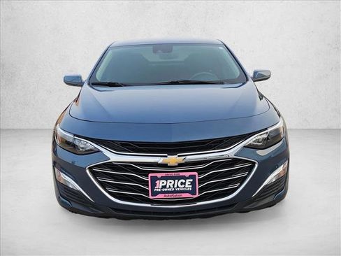 Used 2024 Chevrolet Malibu LS FWD image 2