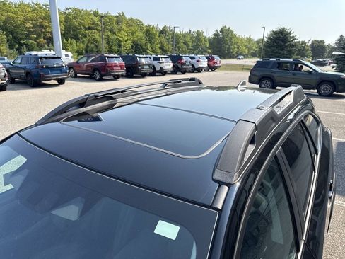 Used 2025 Subaru Outback Onyx Edition AWD/4WD image 11