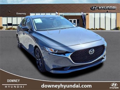 Used 2024 MAZDA MAZDA3 s image 3