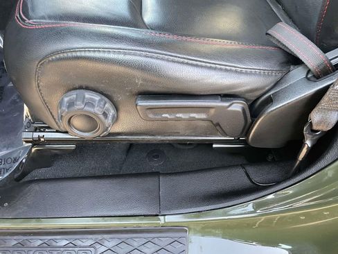 Used 2022 Jeep Gladiator Rubicon w/ LED Lighting Group image 31