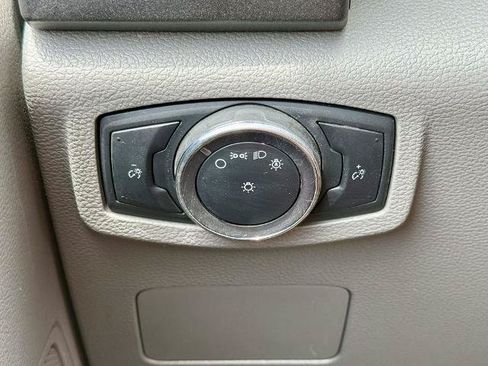Certified 2019 Ford F550 4x4 Crew Cab Super Duty image 38