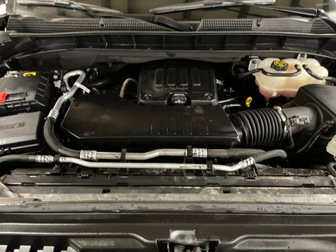 Used 2023 GMC Sierra 1500 Elevation image 21