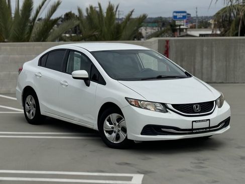 Used 2015 Honda Civic LX image 3