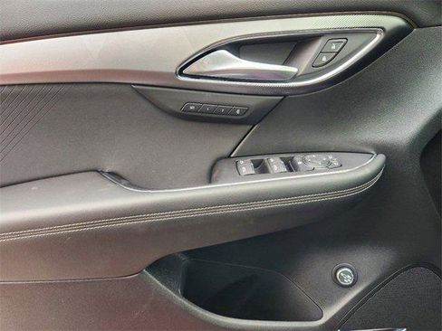 New 2025 Buick Envision Sport Touring image 17