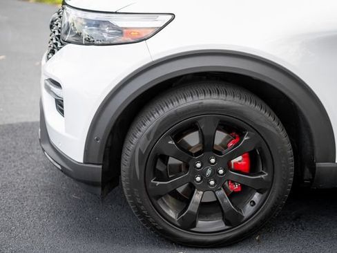 Used 2021 Ford Explorer ST w/ Equipment Group 401A AWD/4WD image 9