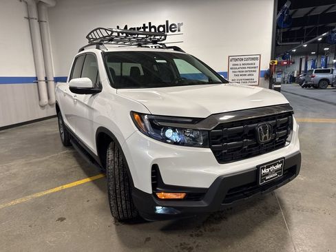 Used 2025 Honda Ridgeline RTL image 3