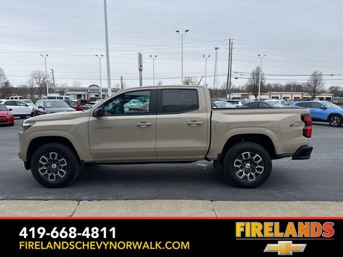Certified 2024 Chevrolet Colorado Z71 w/ Z71 Convenience Package 2 image 4