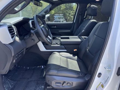 Used 2024 Toyota Sequoia Platinum AWD/4WD image 9