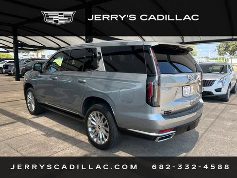 Used 2024 Cadillac Escalade Premium Luxury w/ Performance Package AWD/4WD image 5