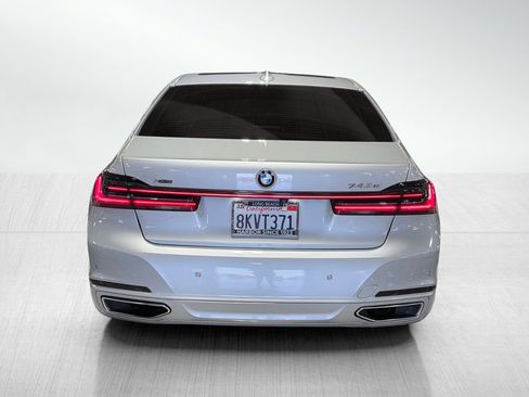 Used 2020 BMW 745e xDrive AWD/4WD image 6
