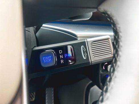 New 2026 Hyundai Ioniq 9 Calligraphy image 23