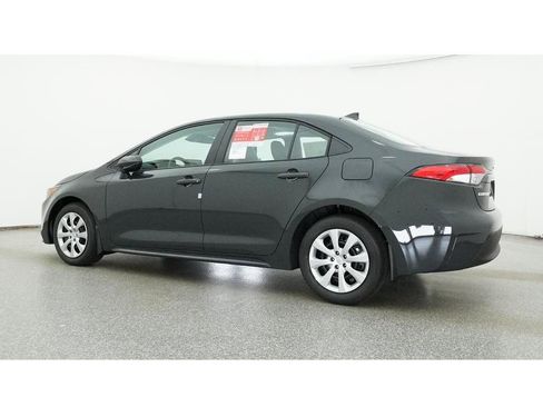 New 2026 Toyota Corolla LE FWD image 20