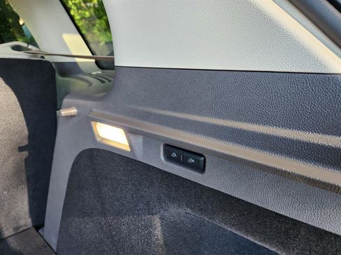 Used 2021 Lincoln Corsair AWD image 22