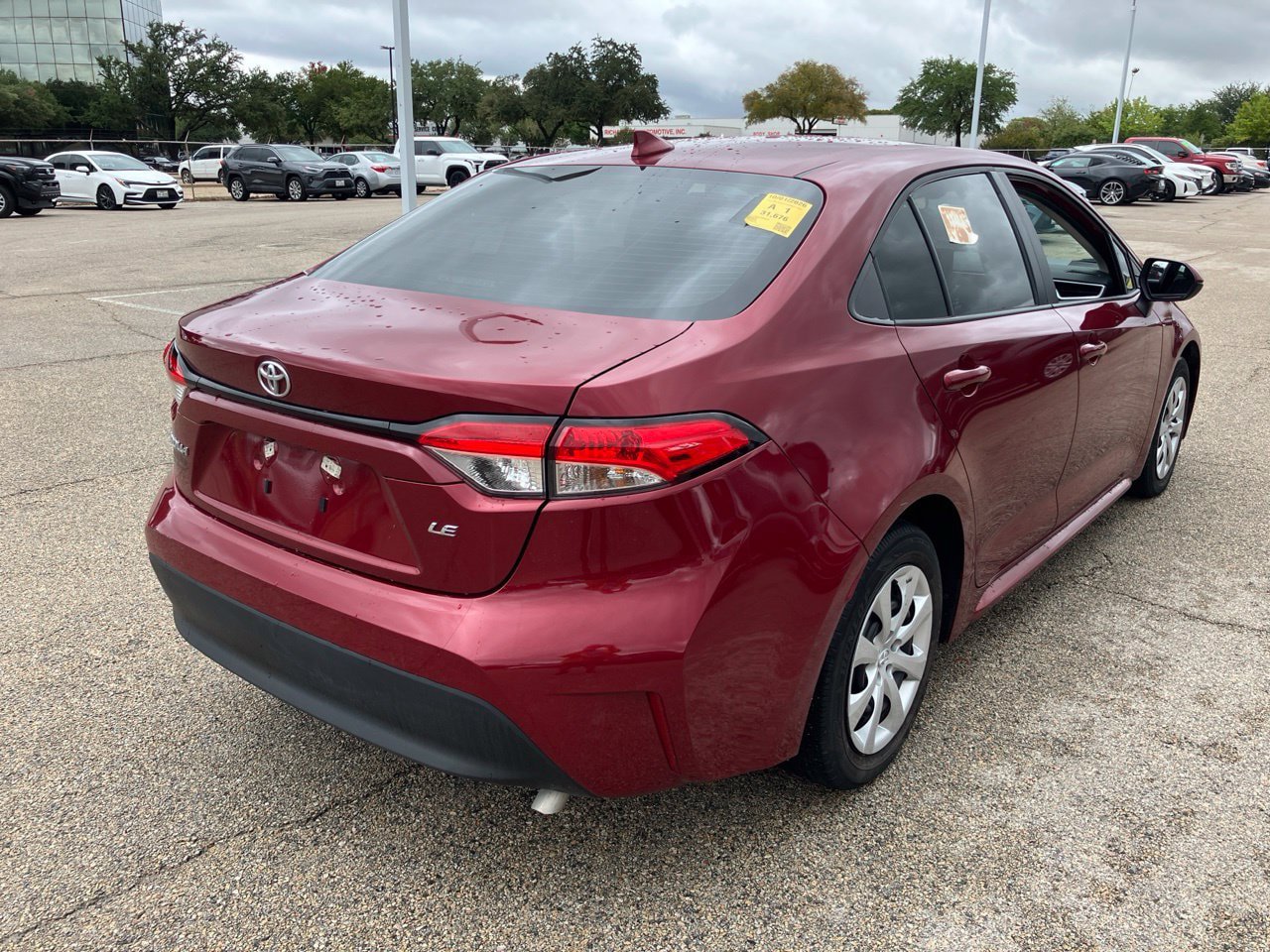 Used 2023 Toyota Corolla LE FWD image 4