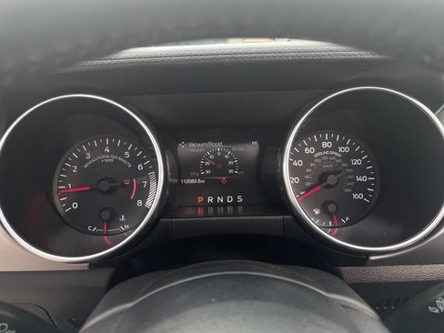 Used 2018 Ford Mustang Premium RWD image 20