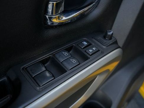 Used 2018 Nissan Titan PRO-4X w/ Pro-4x Convenience Package image 24