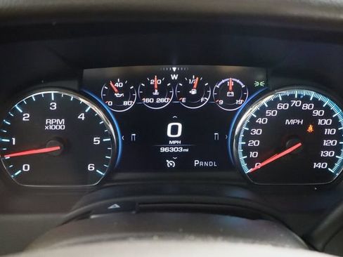 Used 2019 Chevrolet Tahoe Premier w/ RST 6.2L Performance Edition AWD/4WD image 11