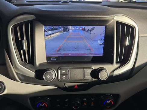 Used 2020 GMC Terrain SLT w/ Preferred Package image 16