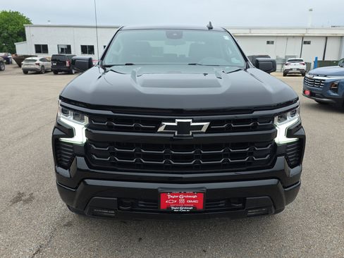 Used 2023 Chevrolet Silverado 1500 RST w/ Protection Package AWD/4WD image 3