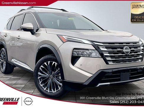 Certified 2025 Nissan Rogue Platinum w/ Platinum Premium Package image 1