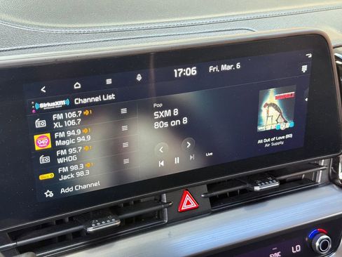 Used 2023 Kia Sportage EX image 8