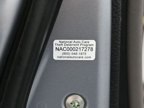 Used 2017 Hyundai Santa Fe Limited image 45