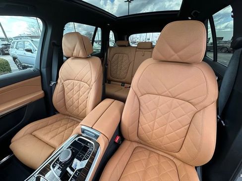 Used 2026 BMW X5 xDrive40i w/ M Sport Package image 30