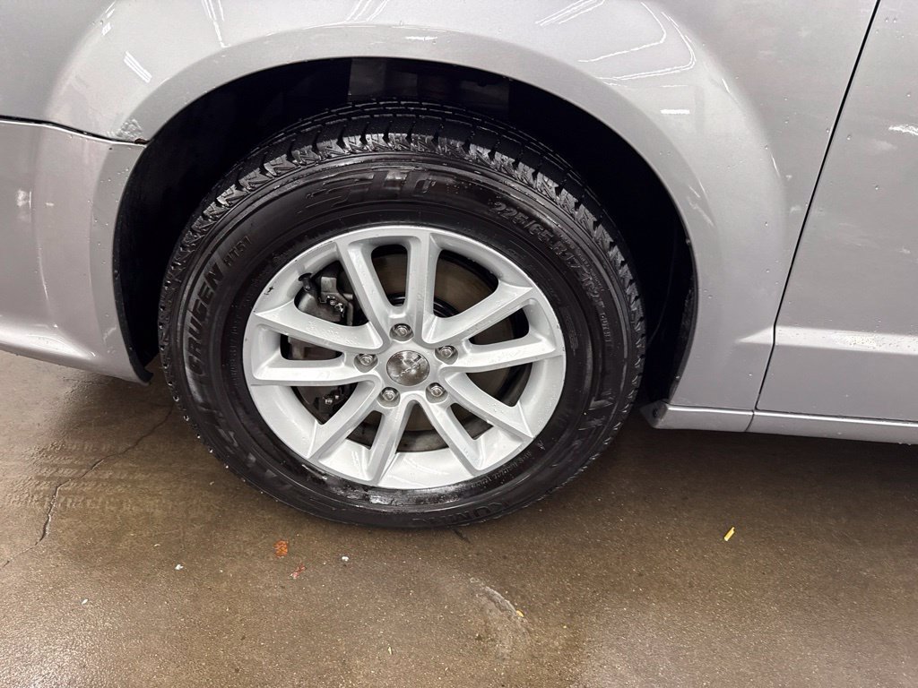 Used 2019 Dodge Grand Caravan SXT FWD image 11