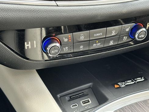 Certified 2023 Buick Enclave Avenir w/ Avenir Technology Package image 31