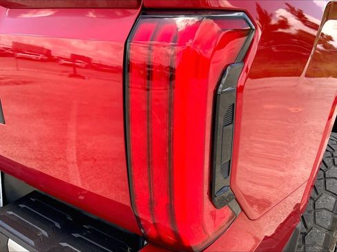 Used 2024 Toyota Tundra Limited w/ Power Package AWD/4WD image 30