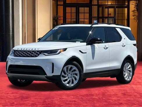 Used 2025 Land Rover Discovery S AWD/4WD image 23