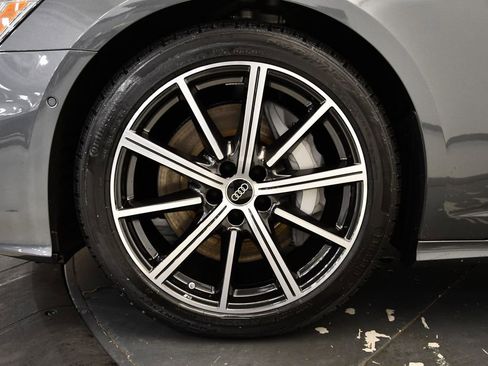 Used 2025 Audi A6 Premium Plus image 14