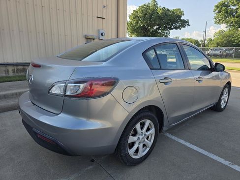 Used 2010 MAZDA MAZDA3 i Touring FWD image 33