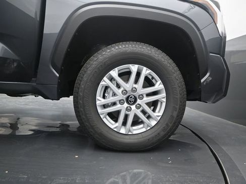 Used 2025 Toyota Tundra SR5 w/ SR5 Convenience Package AWD/4WD image 16