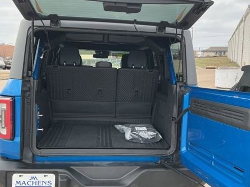 Used 2024 Ford Bronco Outer Banks image 12