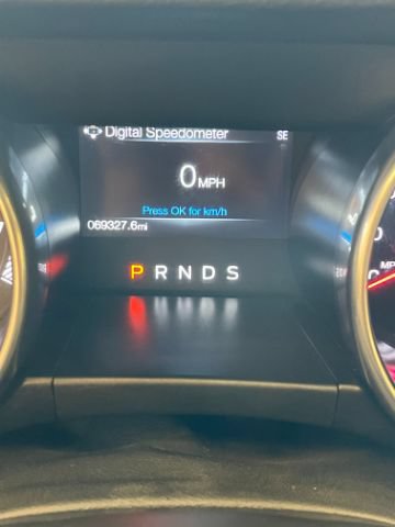 Used 2022 Ford Mustang Premium RWD image 21