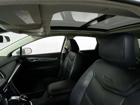Used 2019 Cadillac XT5 Luxury image 21
