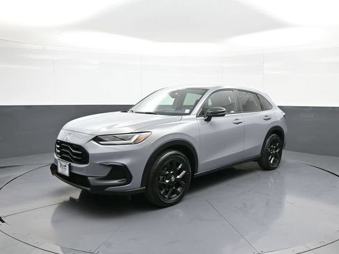 Certified 2024 Honda HR-V Sport image 10