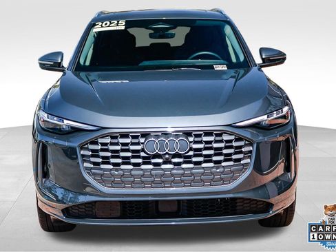 Used 2025 Audi Q5 Premium Plus w/ Premium Plus image 2