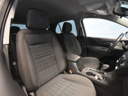 Used 2022 Chevrolet Equinox LT FWD image 24