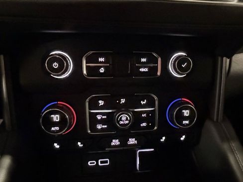 Used 2024 Chevrolet Tahoe LT image 18